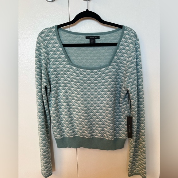 Square neckline sweater top - Picture 1 of 6